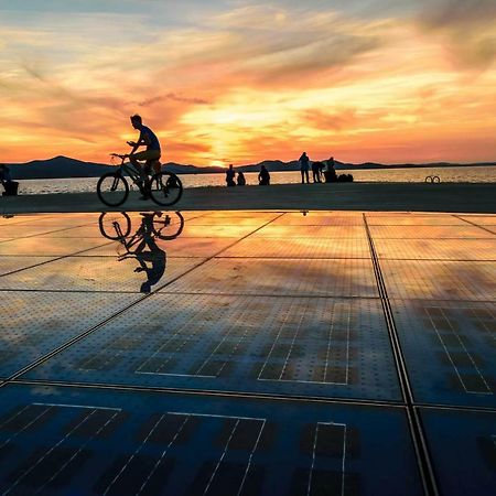 Centroom Zadar Bagian luar foto