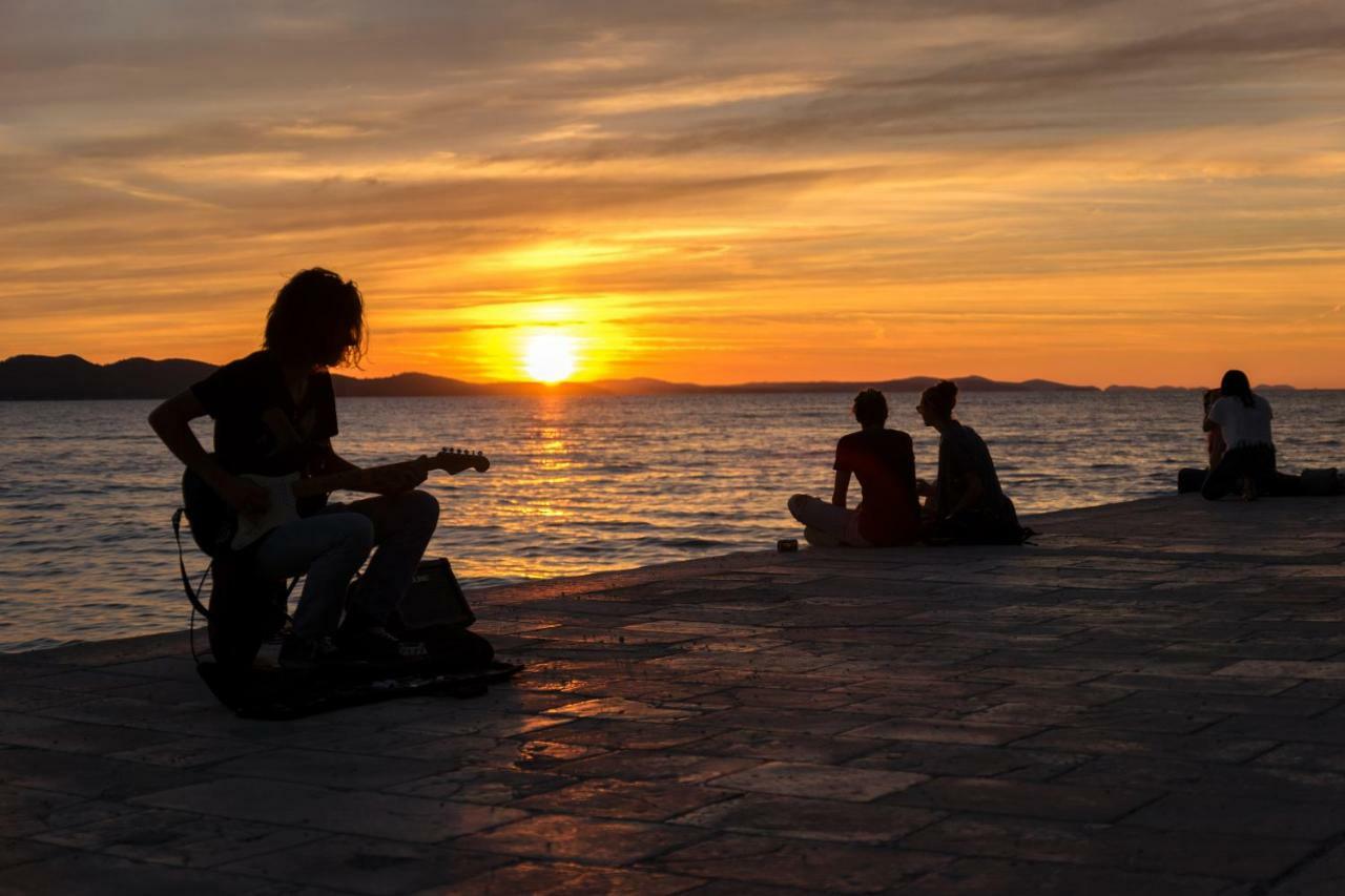 Centroom Zadar Bagian luar foto